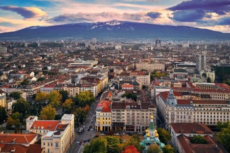 euro capital.jpg euro capital.jpg